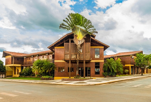 Hotel Pira Miuna